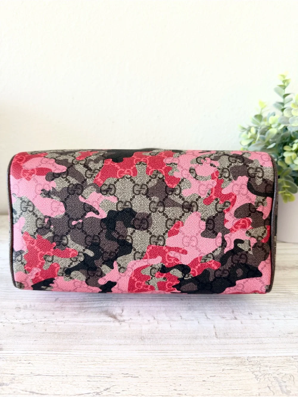 New Gucci GG Emblem pink camouflaged duffle travel crossbody handle medium bag,